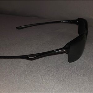 Oakley Sunglasses Wiretap 004071-05